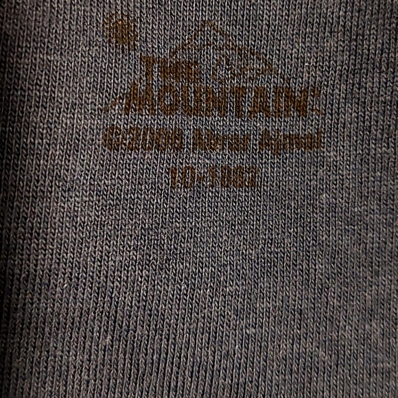 2006 The Mountain Men's Blue Firefighter Short Sleeved Graphic T-shirt EUC Sz M - Picture 5 of 5